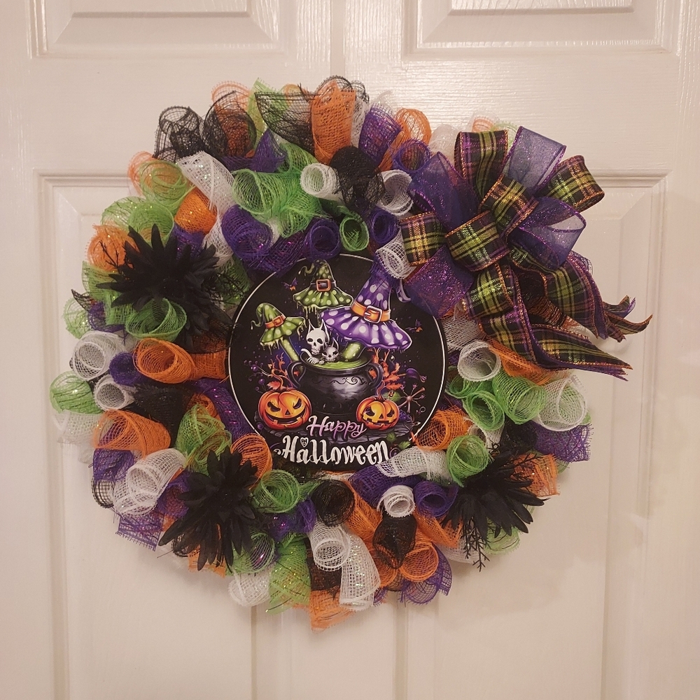 Halloween Wreath with  "Happy Halloween" Design, Door Decoration